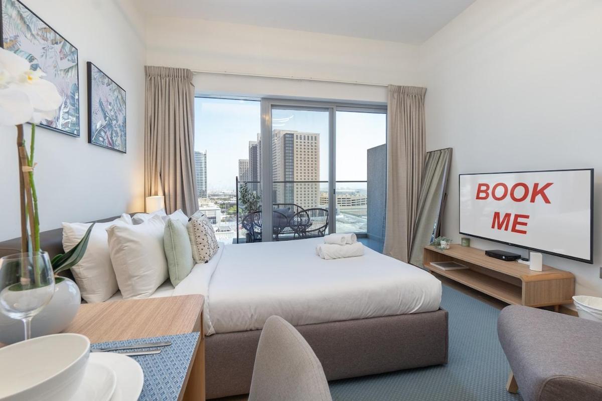 Bright And Airy Studio Apartment At Azizi Aura In Jebel Ali! Dubai Exterior foto